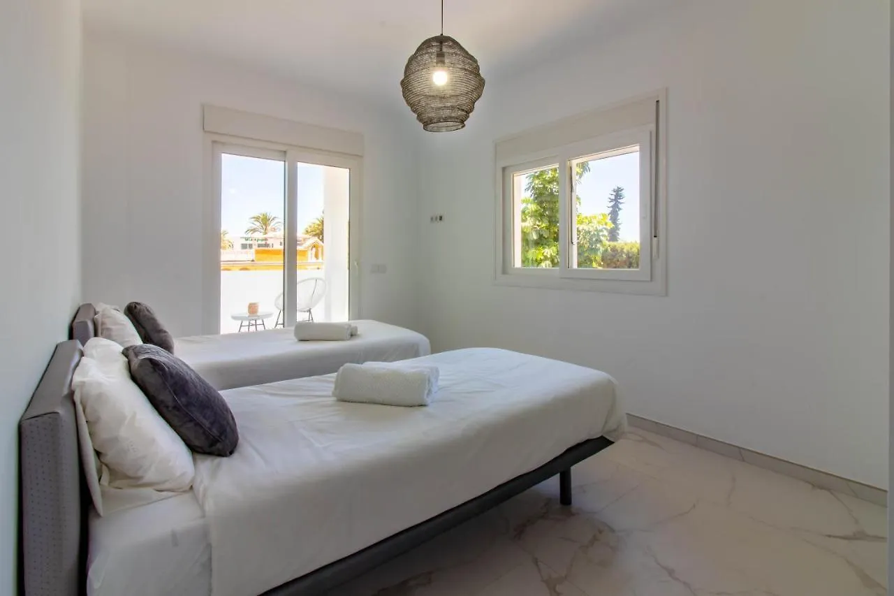 Fantastica Villa Con Piscina En Puerto Banus Marbella 0*,  Spanyolország