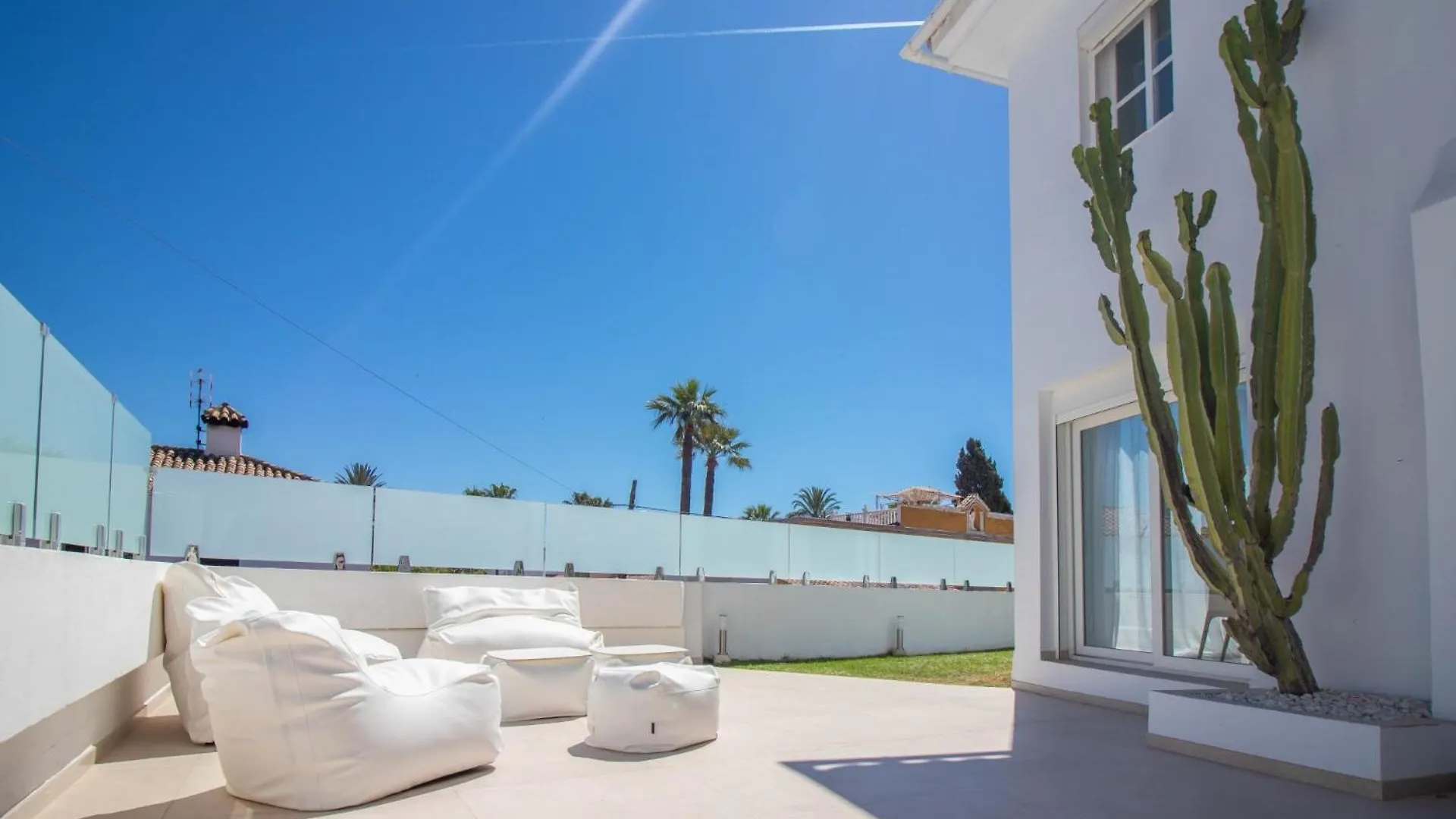Fantastica Villa Con Piscina En Puerto Banus Marbella 0*,